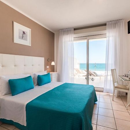 Hotel Soraya - Spiaggia Sawasdee Riccione Buitenkant foto