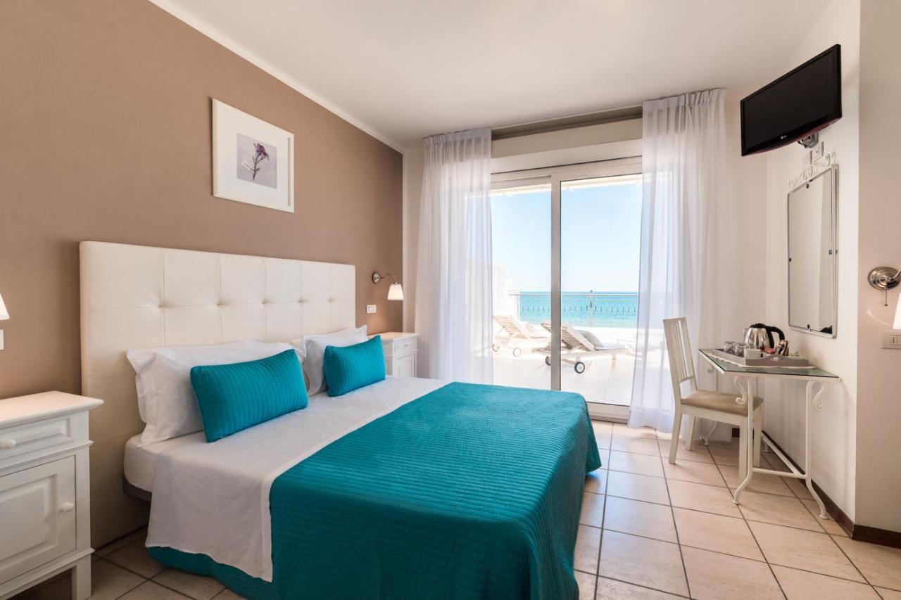Hotel Soraya - Spiaggia Sawasdee Riccione Buitenkant foto